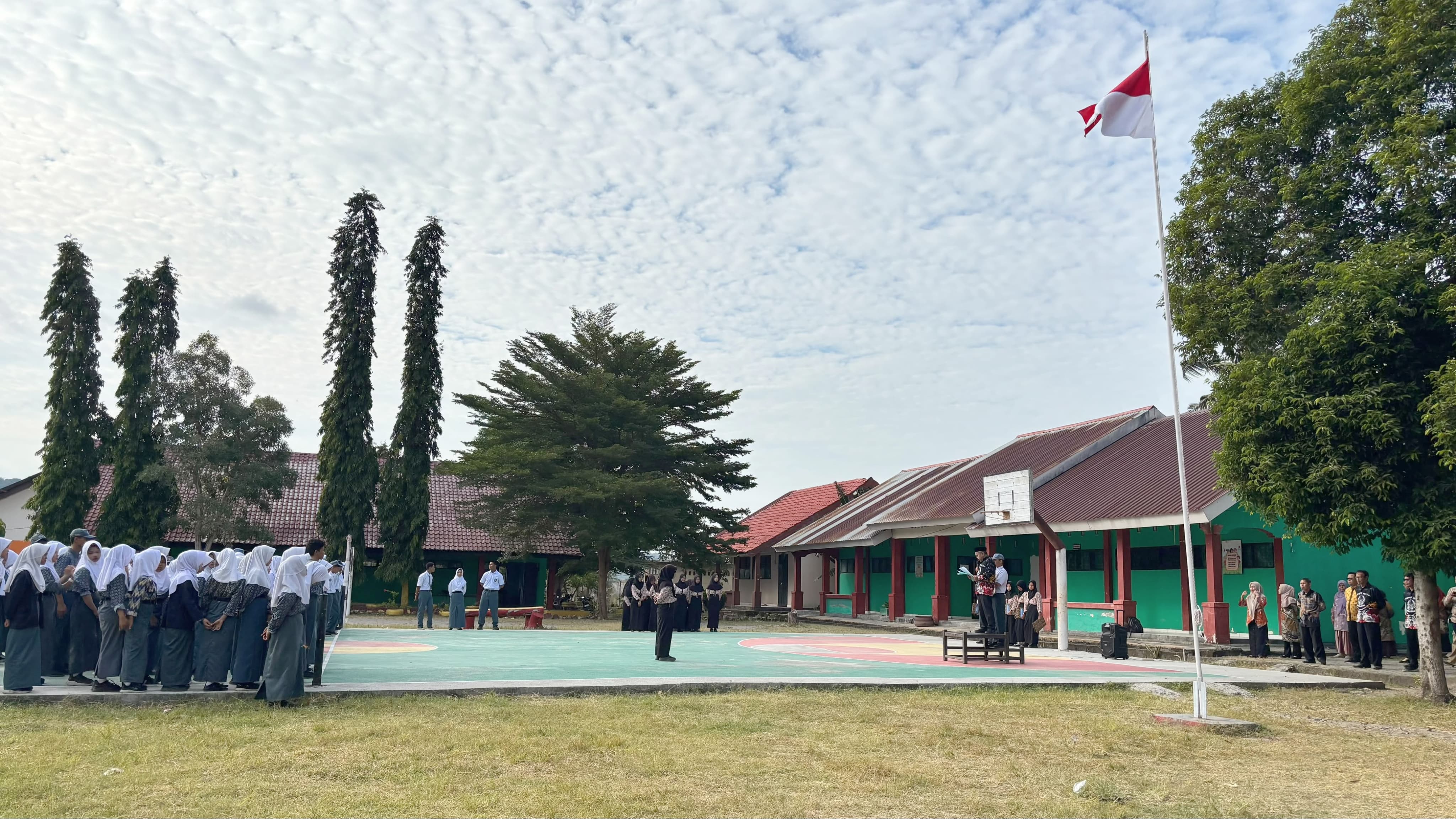 UPT SMK Negeri 5 Pinrang Gelar Upacara Bendera Peringatan Hari Anak Nasional 2026